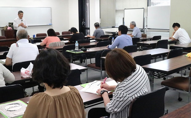 「鳥取における隣保館活用の取り組み」をテーマに学習講演もおこなった（7月9日・大阪市）