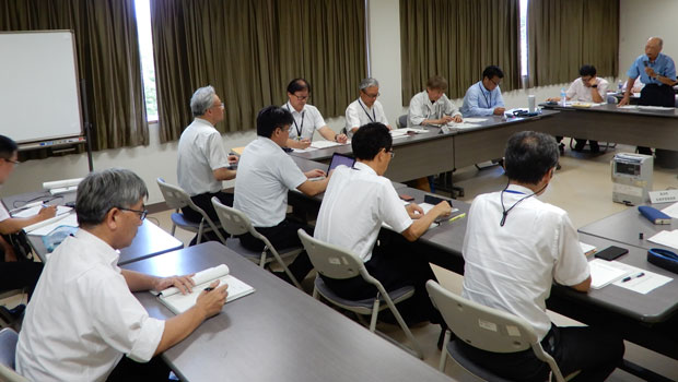 「人権問題に関する県民意識調査」の結果分析を各市町での人権施策の推進に生かすよう強く求めた（７月２４日・福井県敦賀市）
